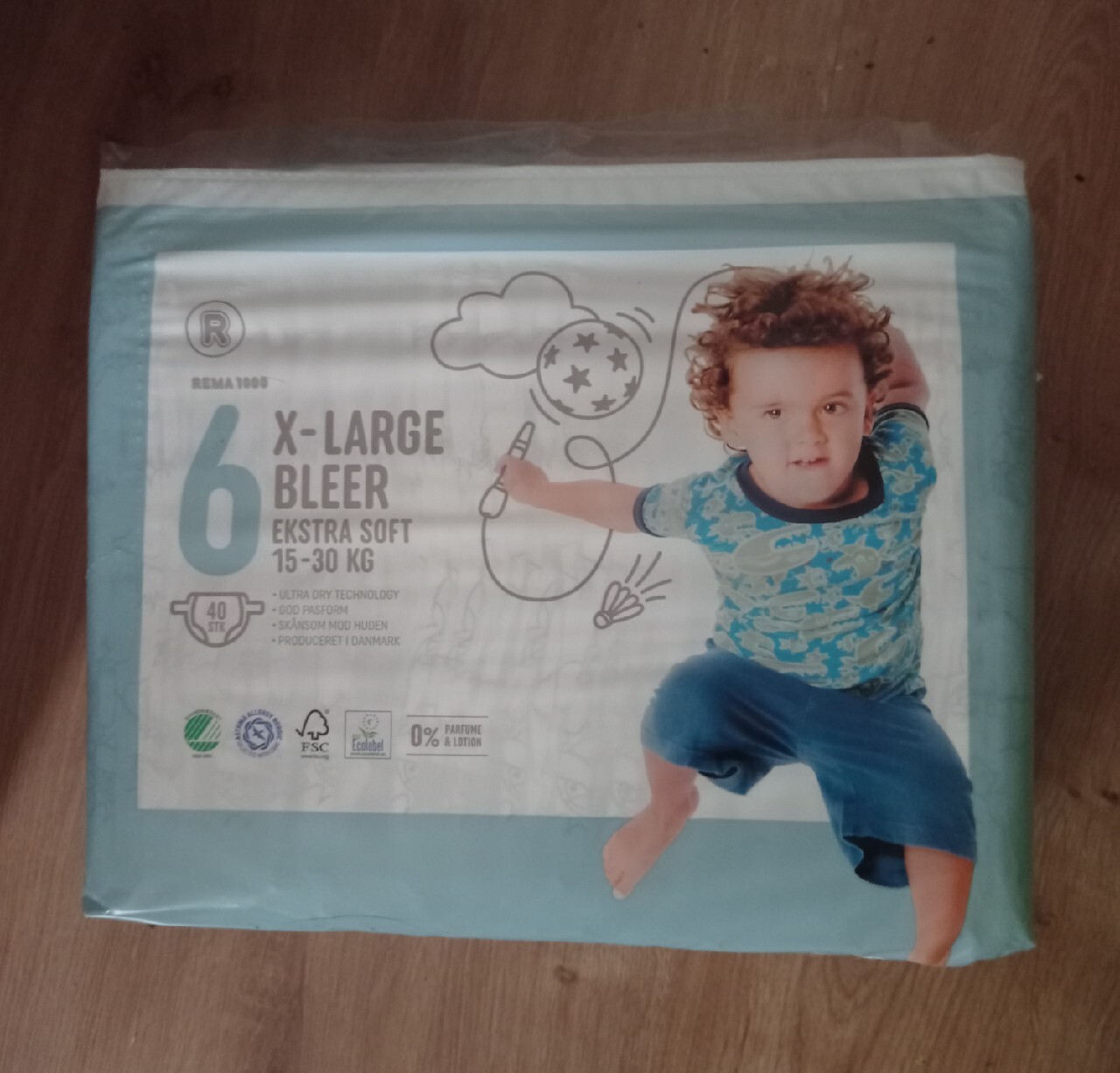 biedronka pieluchy pampers 29 99