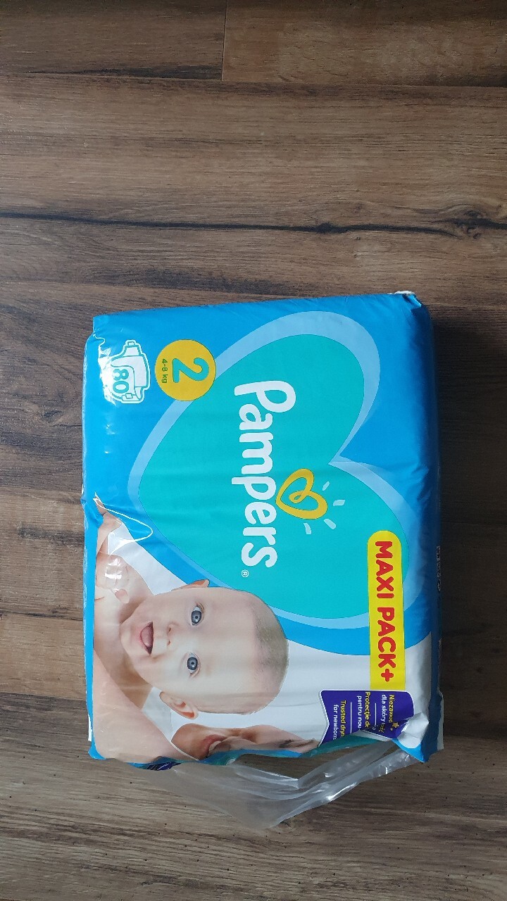 paczkę pampersow pampers 2 i paczkę chusteczek cena