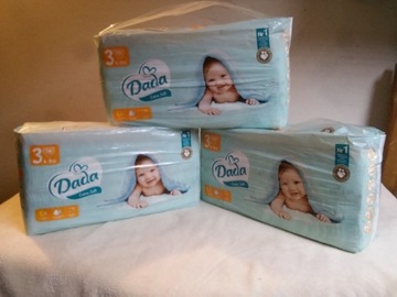 pampers dla dziewczynki czym sie rozni